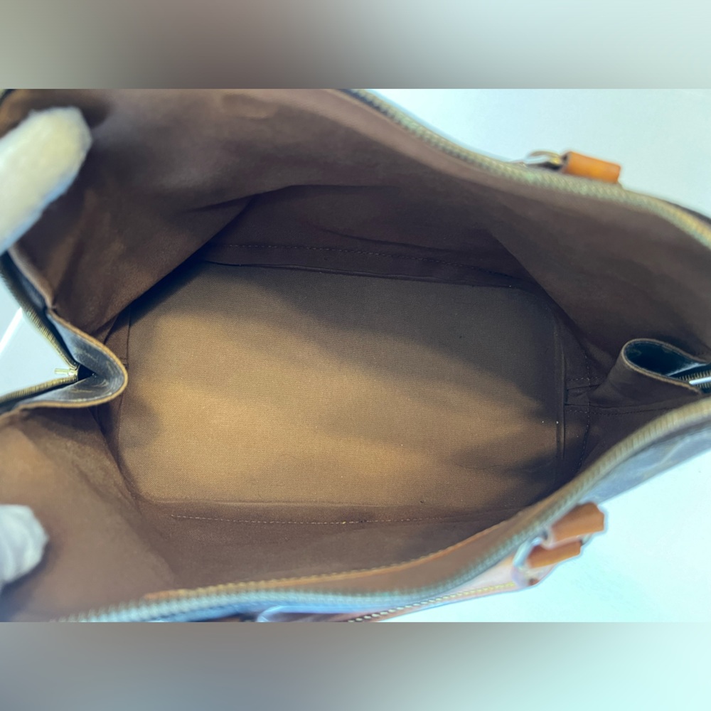 Louis Vuitton Monogram Alma - Picture 10 of 16